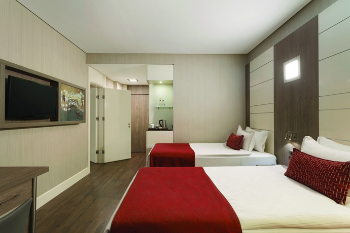 Imagen de la habitación del Hotel Ramada Encore By Wyndham Istanbul Bayrampasa. Foto 9