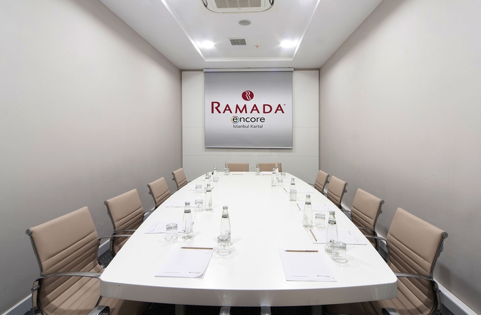 Imagen de los interiores del Hotel Ramada Encore By Wyndham Istanbul Kartal. Foto 16