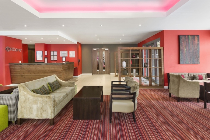 Imagen de los interiores del Hotel Ramada Encore By Wyndham Leicester City Centre. Foto 15