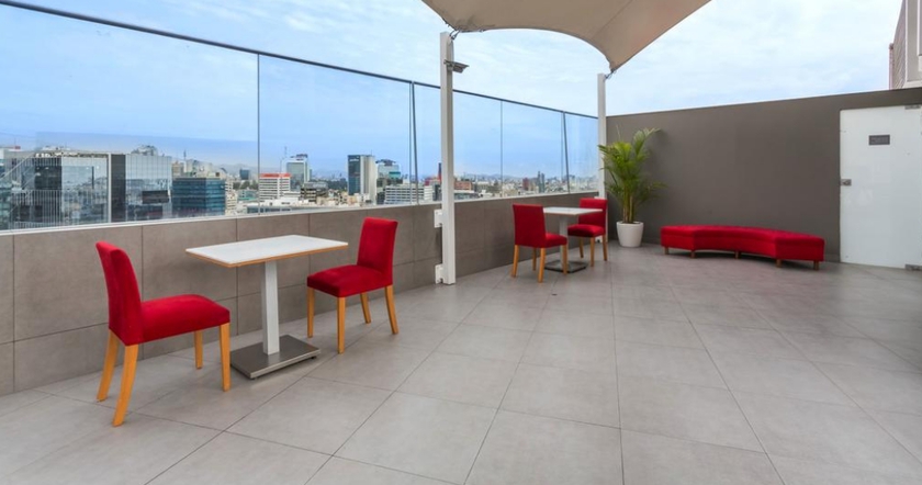 Imagen general del Hotel Ramada Encore By Wyndham Lima San Isidro. Foto 4