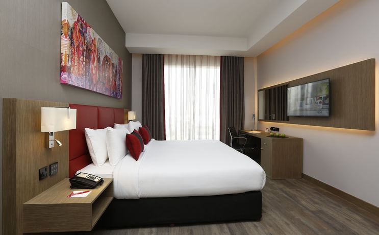 Imagen de la habitación del Hotel Ramada Encore By Wyndham Muscat Al-ghubra. Foto 19