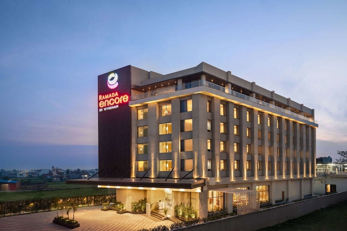 Imagen general del Hotel Ramada Encore by Wyndham Amritsar Airport. Foto 1