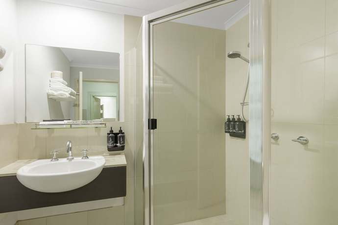 Imagen de la habitación del Hotel Ramada Encore by Wyndham Belconnen Canberra. Foto 5