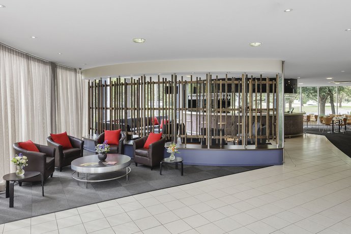 Imagen de los interiores del Hotel Ramada Encore by Wyndham Belconnen Canberra. Foto 19