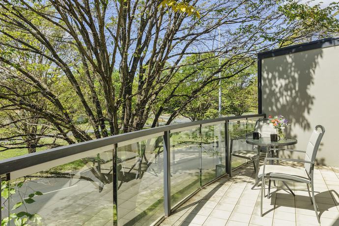 Imagen de la habitación del Hotel Ramada Encore by Wyndham Belconnen Canberra. Foto 14