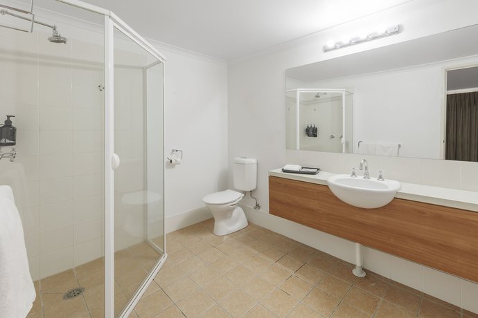 Imagen de la habitación del Hotel Ramada Encore by Wyndham Belconnen Canberra. Foto 15