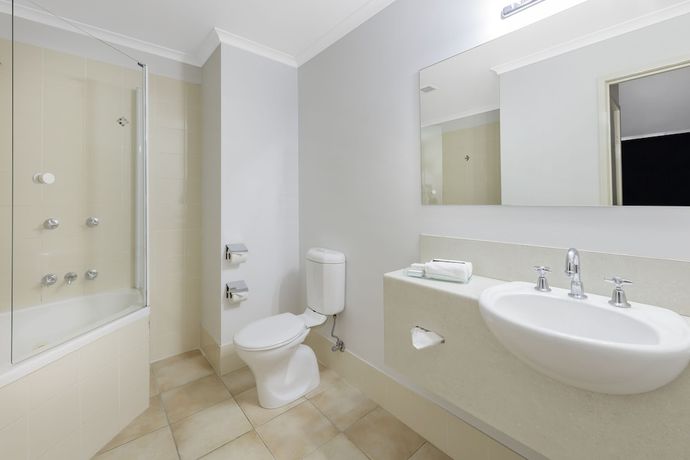 Imagen de la habitación del Hotel Ramada Encore by Wyndham Belconnen Canberra. Foto 17
