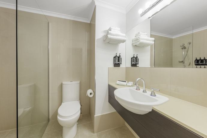 Imagen de la habitación del Hotel Ramada Encore by Wyndham Belconnen Canberra. Foto 18