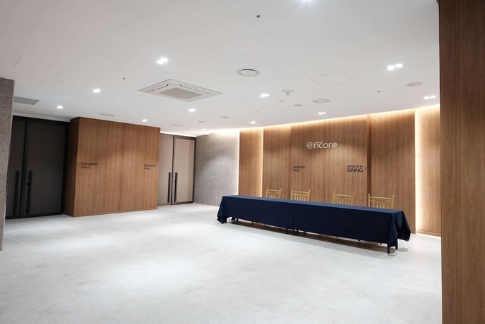 Imagen de los interiores del Hotel Ramada Encore by Wyndham CheonAn. Foto 12