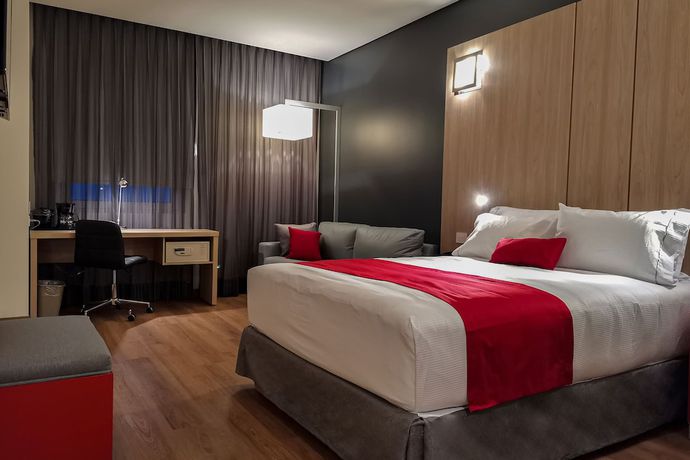 Imagen de la habitación del Hotel Ramada Encore by Wyndham Guadalajara Aeropuerto. Foto 6