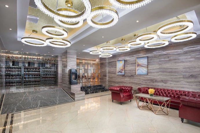 Imagen de los interiores del Hotel Ramada Encore by Wyndham Guiyang. Foto 14