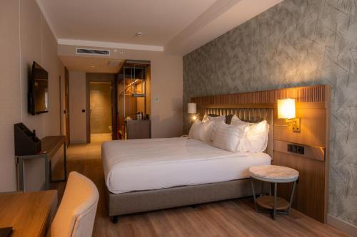 Imagen de la habitación del Hotel Ramada Encore by Wyndham Konya Karatay, Meram. Foto 12