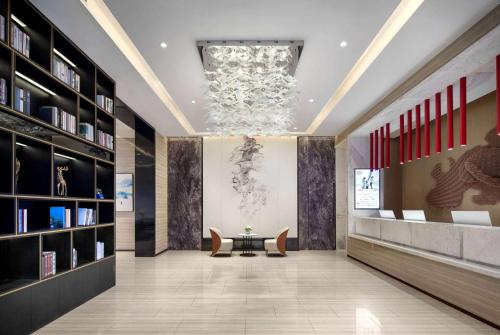 Imagen general del Hotel Ramada Encore by Wyndham Kunming Guandu. Foto 3