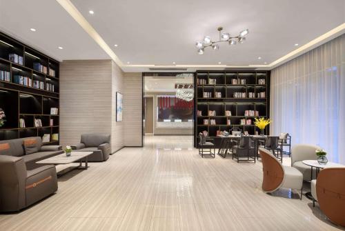Imagen general del Hotel Ramada Encore by Wyndham Kunming Guandu. Foto 5