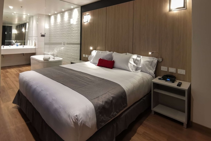 Imagen de la habitación del Hotel Ramada Encore by Wyndham Monterrey Apodaca Zona Aeropuerto. Foto 2