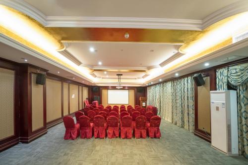 Imagen general del Hotel Ramada Encore by Wyndham Shanghai South. Foto 2