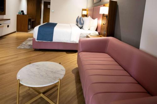 Imagen de la habitación del Hotel Ramada Encore by Wyndham Viramgam. Foto 15