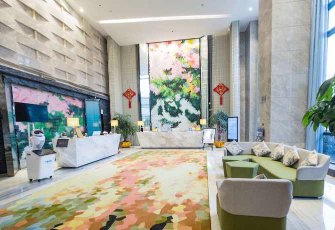 Imagen de los interiores del Hotel Ramada Encore by Wyndham Wuhan. Foto 18