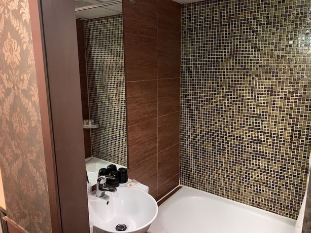 Imagen de la habitación del Hotel Ramada Grand Tsim Sha Tsui. Foto 12