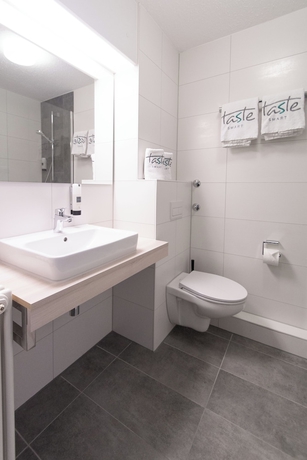 Imagen de la habitación del Hotel Ramada Hotel Lampertheim. Foto 11
