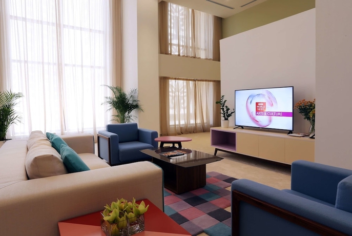 Imagen de la habitación del Hotel Ramada Hotel & Suites by Wyndham Dubai JBR. Foto 7