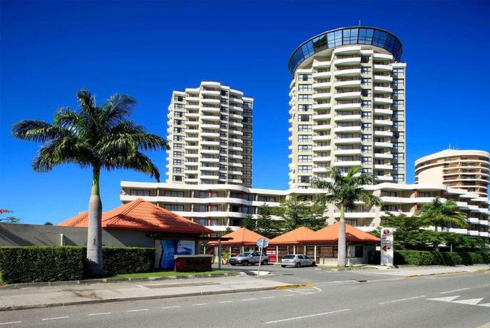 Imagen general del Hotel Ramada Hotel & Suites by Wyndham Noumea. Foto 2