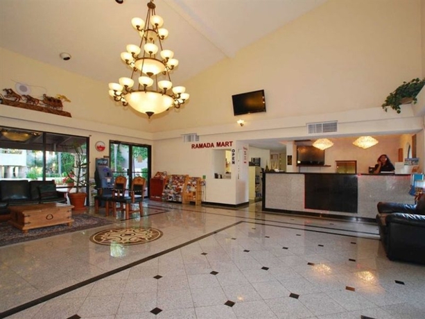 Imagen general del Hotel Ramada Inn & Suites Foothills. Foto 1
