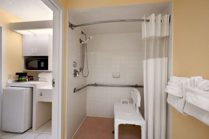 Imagen de la habitación del Hotel Ramada Kissimmee Gateway. Foto 3