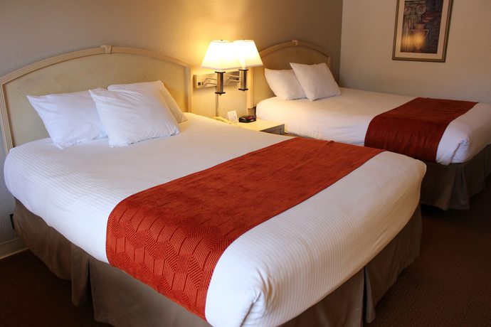 Imagen de la habitación del Hotel Ramada Kissimmee Gateway. Foto 10