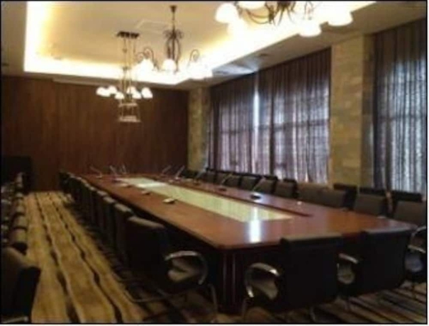 Imagen de los interiores del Hotel Ramada Kunming North. Foto 12