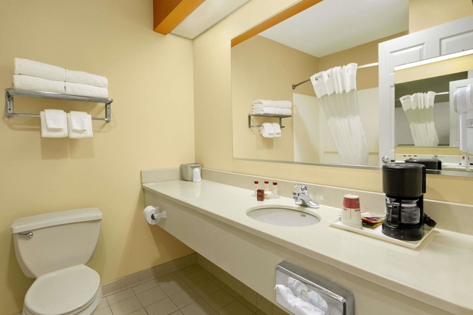 Imagen de la habitación del Hotel Ramada Limited Columbia. Foto 7