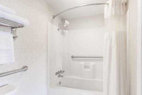 Imagen de la habitación del Hotel Ramada Limited Norfolk. Foto 6