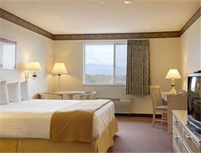 Imagen general del Hotel Ramada Limited Redding. Foto 3
