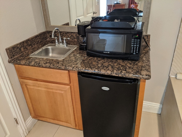 Imagen de la habitación del Hotel Ramada Limited Redondo Beach. Foto 8