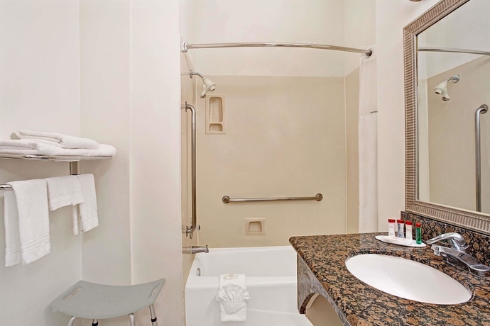 Imagen de la habitación del Hotel Ramada Limited Redondo Beach. Foto 16