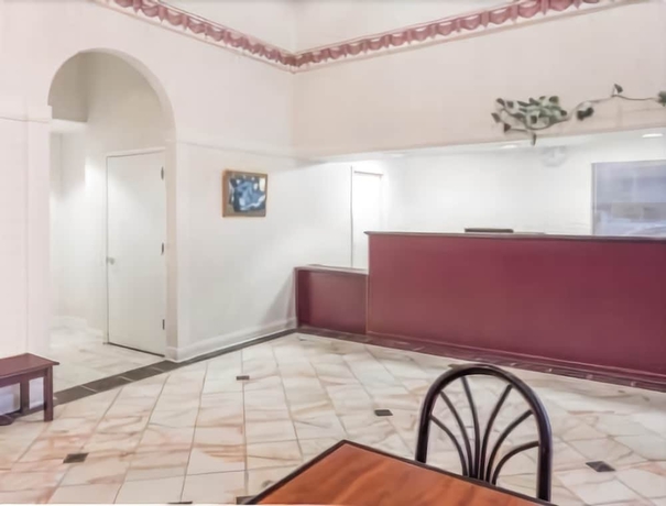 Imagen de los interiores del Hotel Ramada Limited San Angelo. Foto 17