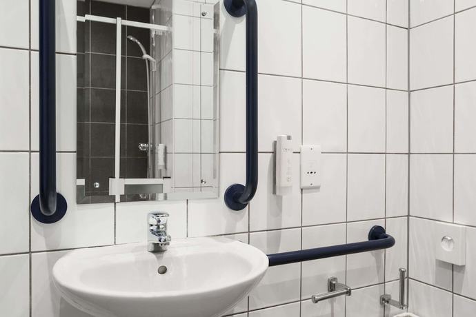 Imagen de la habitación del Hotel Ramada London Stansted Airport. Foto 15