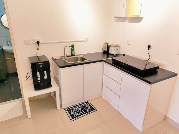 Imagen de la habitación del Hotel Ramada Medini. Foto 5