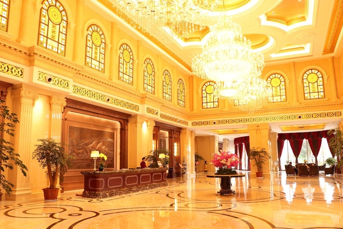 Imagen de los interiores del Hotel Ramada Plaza By Wyndham Anshun. Foto 15