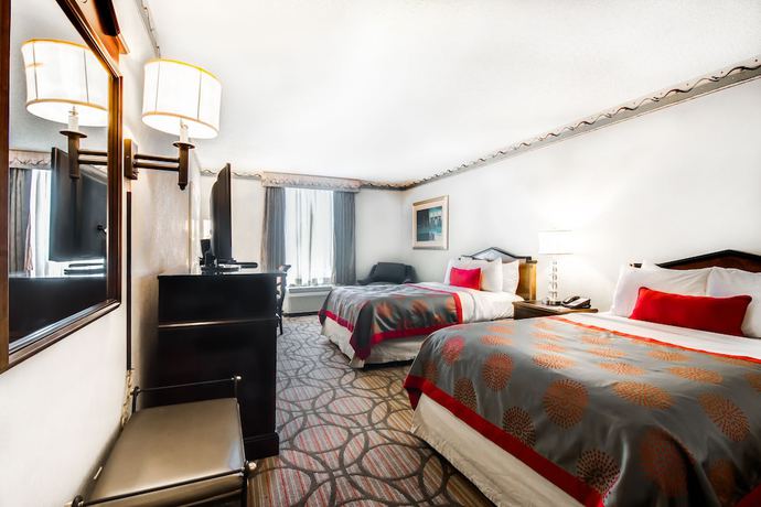 Imagen de la habitación del Hotel Ramada Plaza By Wyndham Atlanta Airport. Foto 4