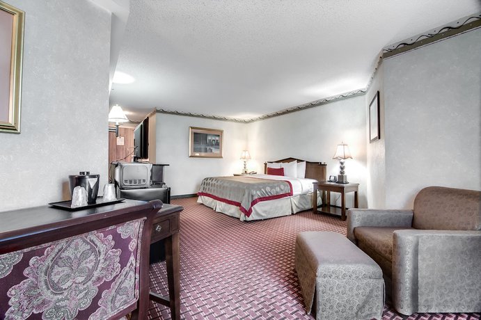 Imagen de la habitación del Hotel Ramada Plaza By Wyndham Atlanta Airport. Foto 7