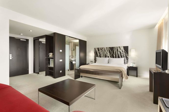 Imagen de la habitación del Hotel Ramada Plaza By Wyndham Bucharest Convention Center. Foto 11