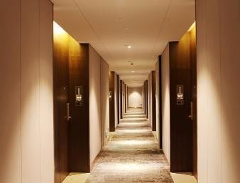 Imagen de los interiores del Hotel Ramada Plaza By Wyndham Changsha South. Foto 9