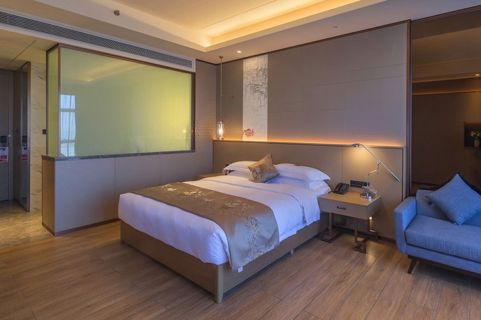 Imagen de la habitación del Hotel Ramada Plaza By Wyndham Changsha Wangcheng. Foto 4