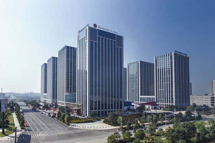Imagen general del Hotel Ramada Plaza By Wyndham Changsha Wangcheng. Foto 1
