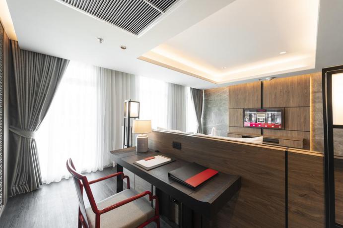 Imagen de la habitación del Hotel Ramada Plaza By Wyndham Chao Fah. Foto 8