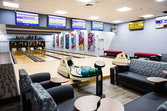 Imagen general del Hotel Ramada Plaza By Wyndham Chicago North Shore. Foto 2