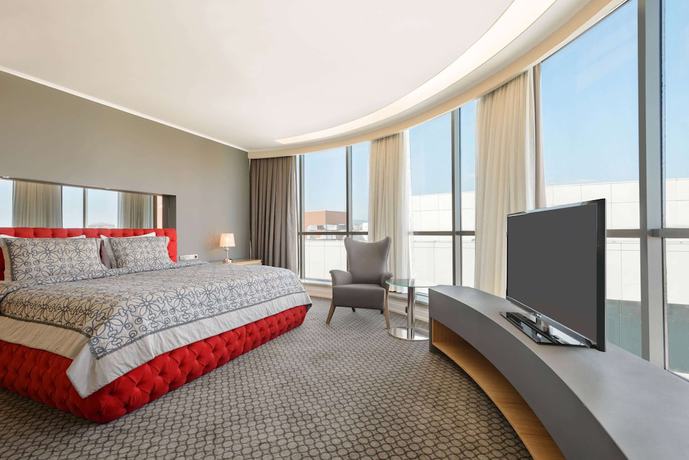 Imagen de la habitación del Hotel Ramada Plaza By Wyndham Eskisehir. Foto 17