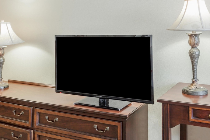 Imagen de la habitación del Hotel Ramada Plaza By Wyndham Garden Grove/anaheim South. Foto 6