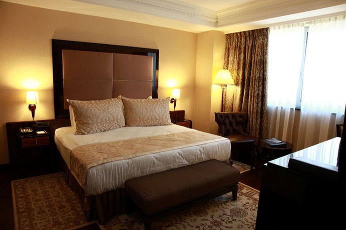 Imagen de la habitación del Hotel Ramada Plaza By Wyndham Gevgelija. Foto 12